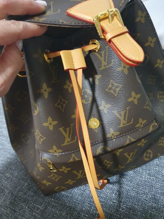 Mochila Louis vuitton montsouris