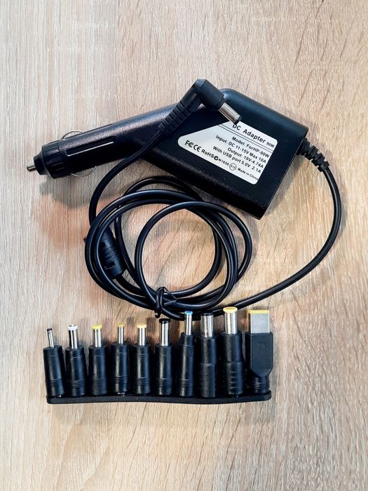 Автомобільна універсальна зарядка для ноутбука
