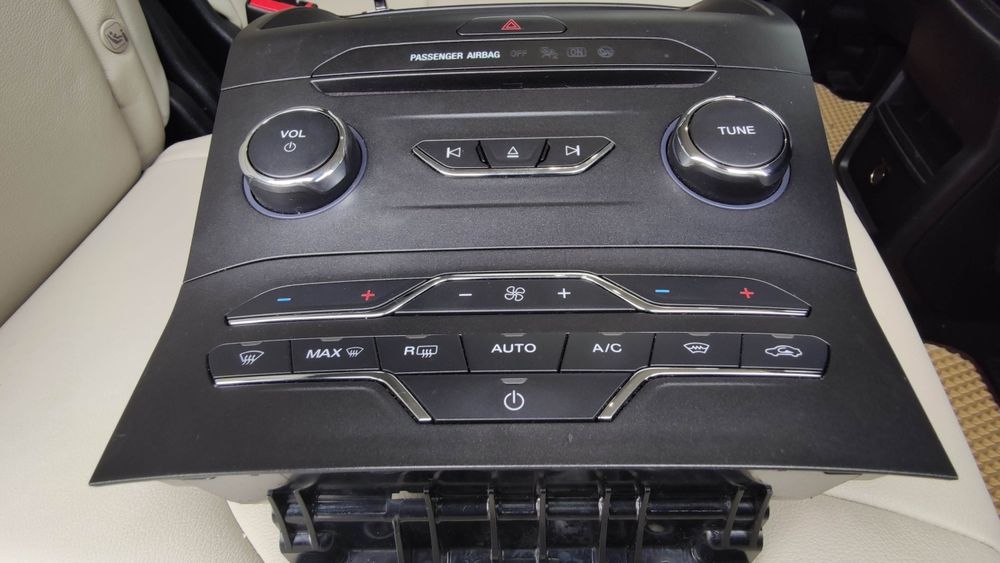 Панель климата Ford Edge, S-MAX mk2 2210272 EM2T-18E245-AAM