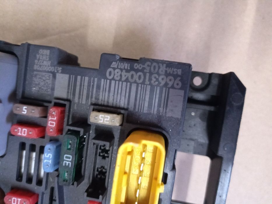 Citroen Peugeot moduł BSM R05