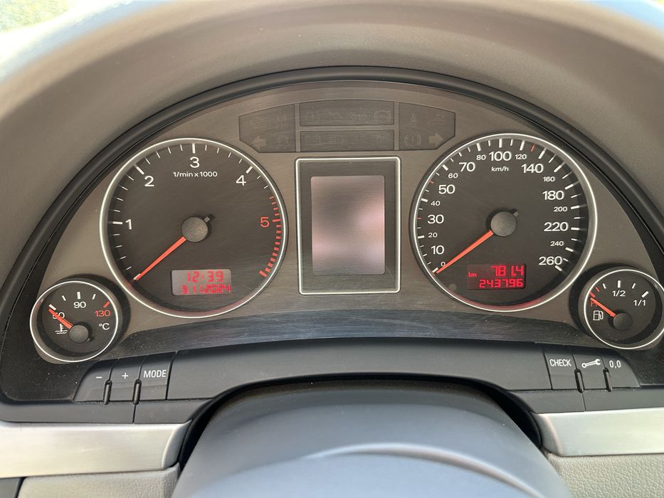 Audi A4 2007 VIN WAUZZZ8E97A273795 фото оголошення 12 з 13
