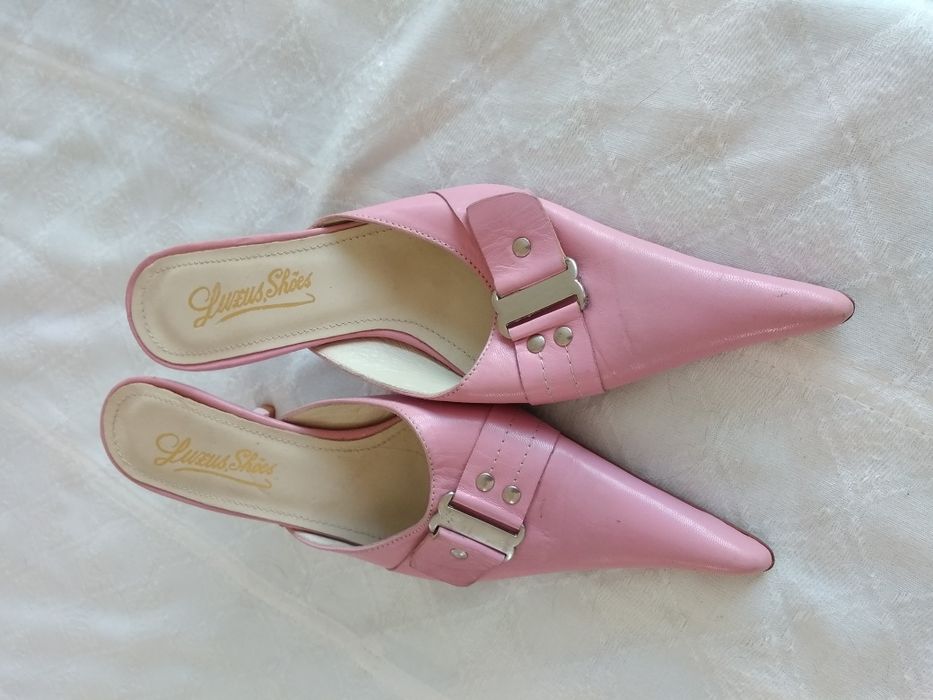 Sapatos 35 e 36 todos novos