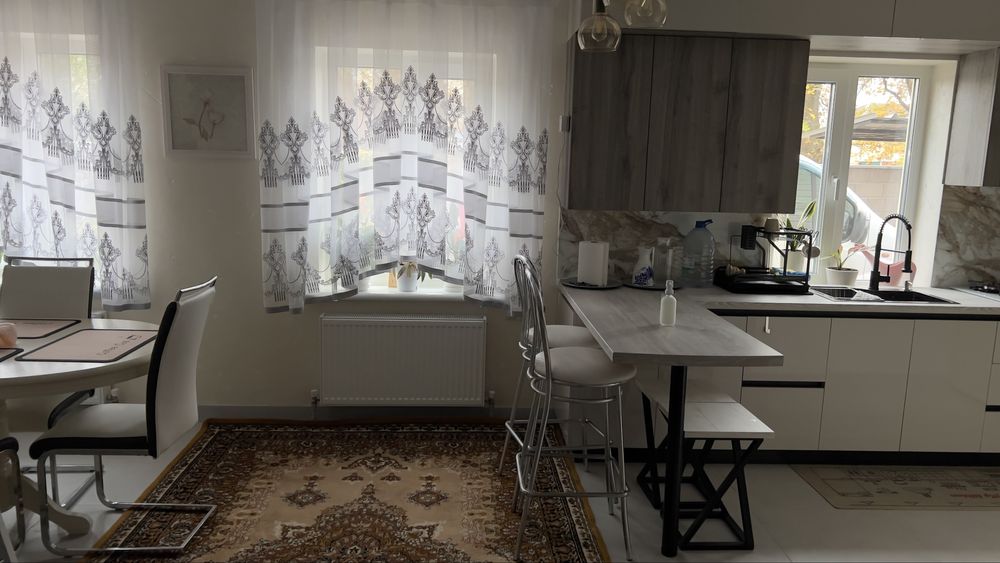 Оренда 1/2 будинку подобово,почасово