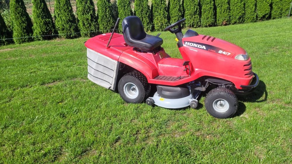 Traktorek Kosiarka Honda 2417 2cyl 17 koni