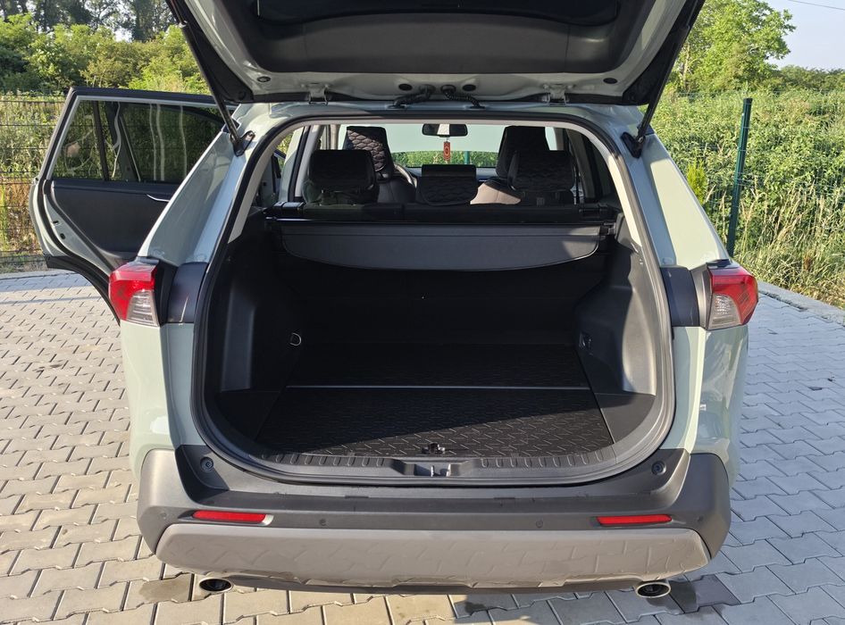Toyota RAV4 Active 2021