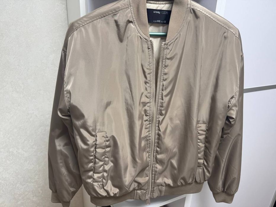 Продам сучасну куртку