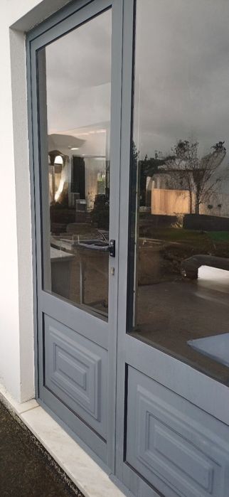 Porta Aluminio Vidro+Painel