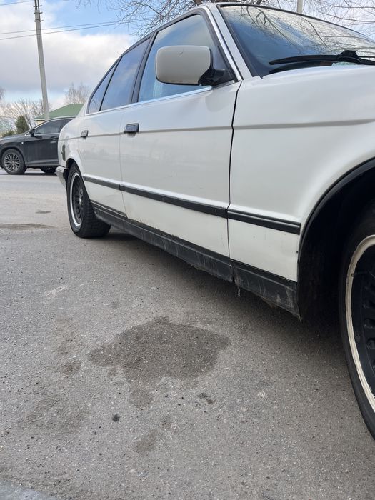 Продам срочно e34m50b20