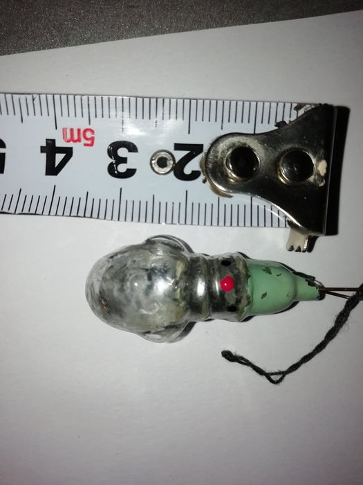 Новогодняя игрушка маленькая снеговик