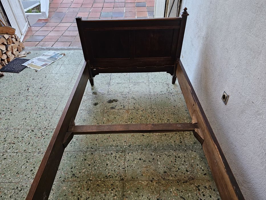 Cama antiga madeira maciça