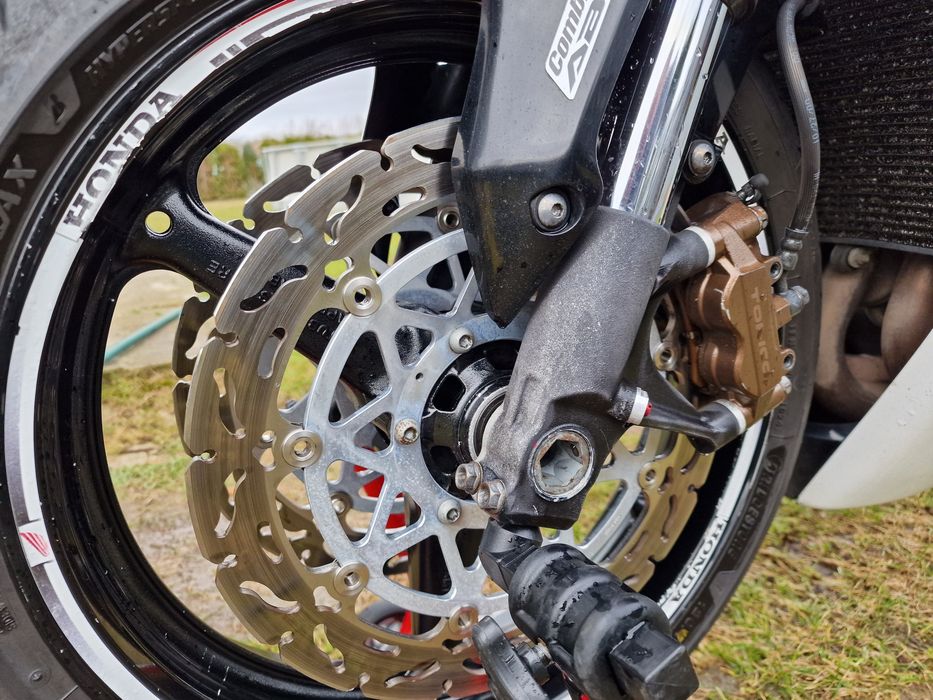 Sprzedam Hondę CBR 1000RR