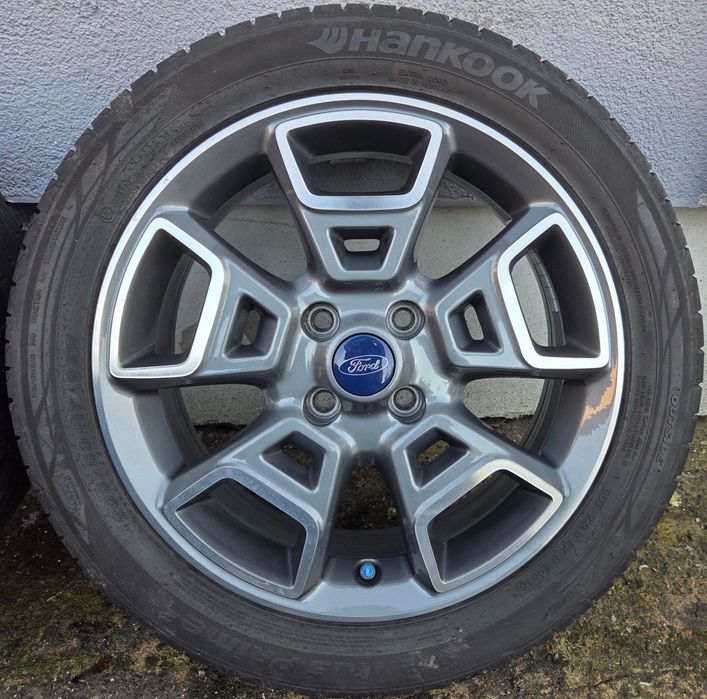 Felgi z oponami Ford B-Max EcoSport 6,5x17 ET37 4x108