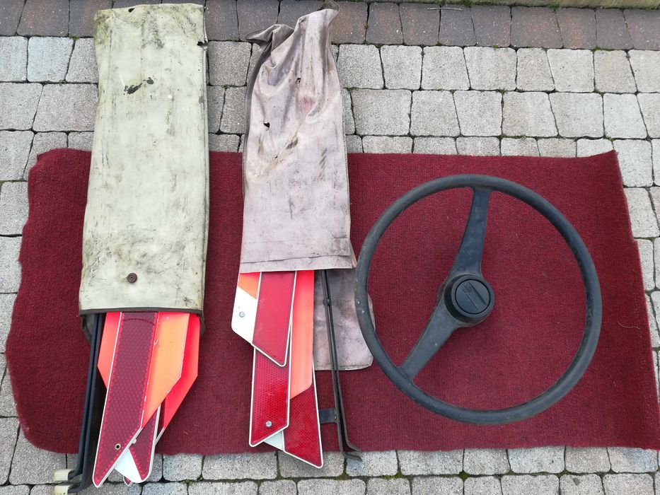 Fiat 126p kierownica/trujkąt