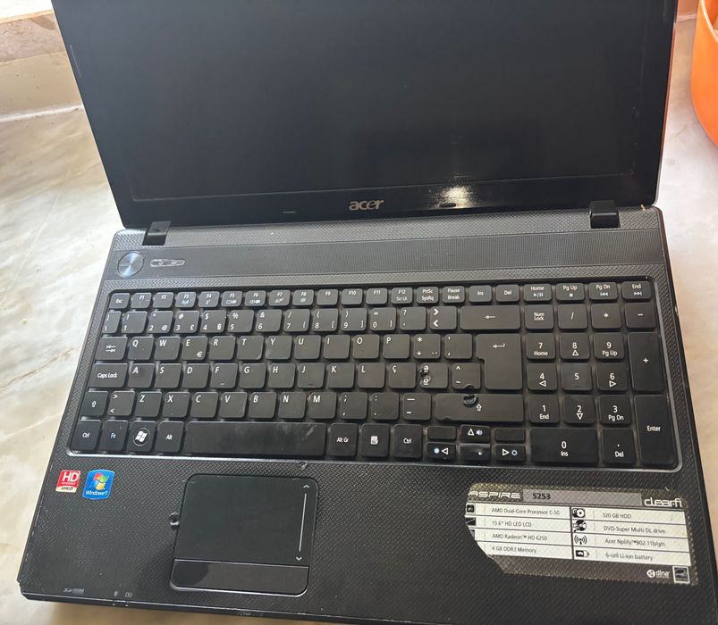 portátil acer aspire 5254 series