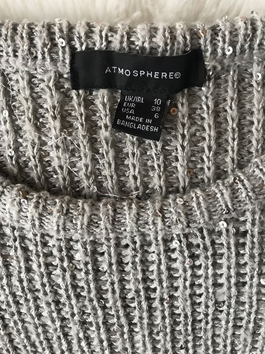 Sweter sweterek s-m atmosphere srebrny z wszytymi cekinami modny tanio