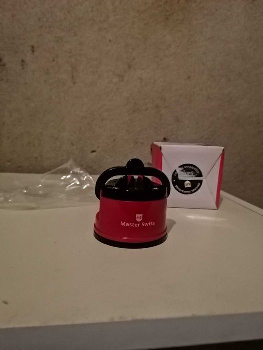 Afia Facas Master Swiss