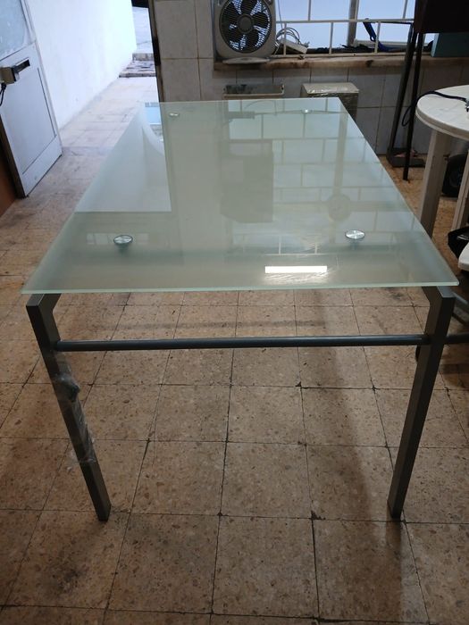 Mesa  de   vidro