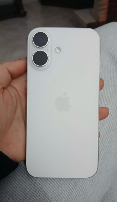 Iphone 16   novo