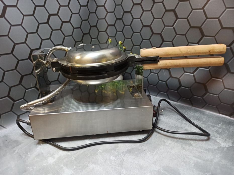 Вафельниця гонконгська Airhot WB-HK1