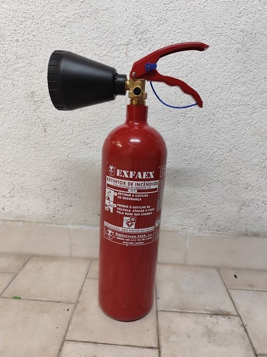Extintor 2kg dióxido de Carbono CO2 Novo
