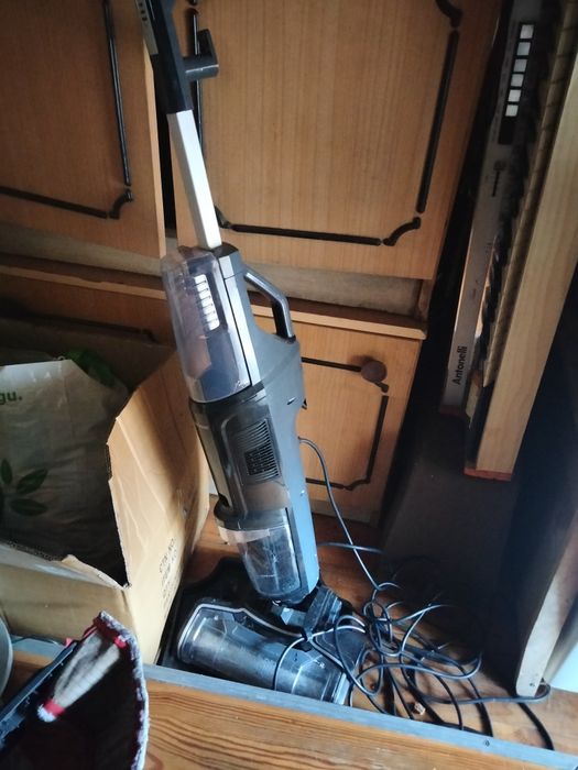 Odkurzacz czyszczący dywany