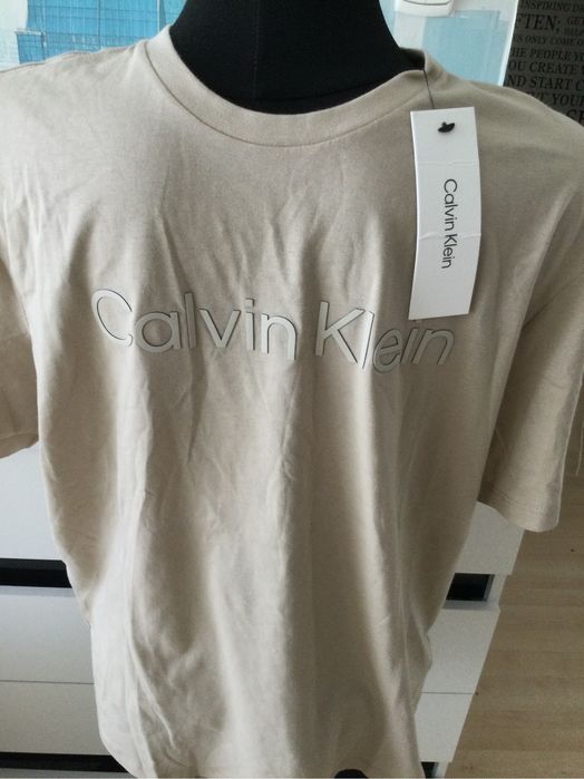 Nowa z metkami koszulka Calvin Klein z USA roz L