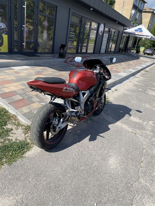 honda cbr 900rr 919