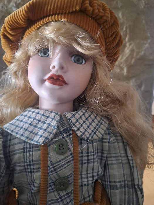 3 bonecas de porcelana antigas