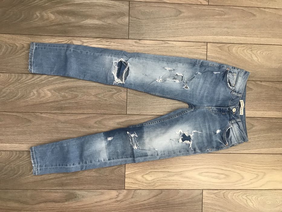 Джинсы Bershka