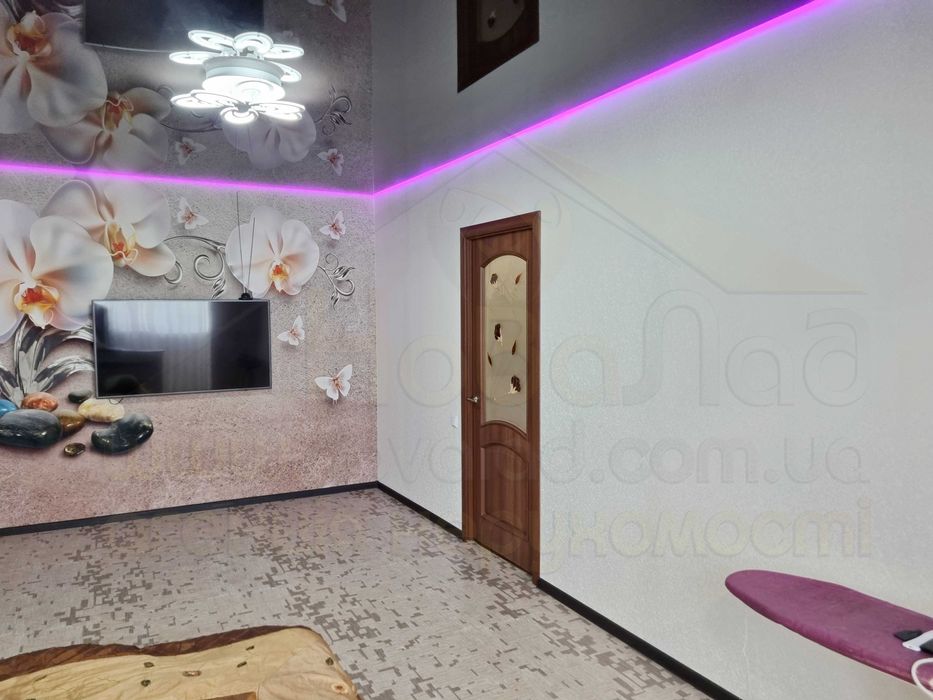 3 кімн. квартира 75м2 з ремонтом, меблями і технікою р-н Градецький-KI