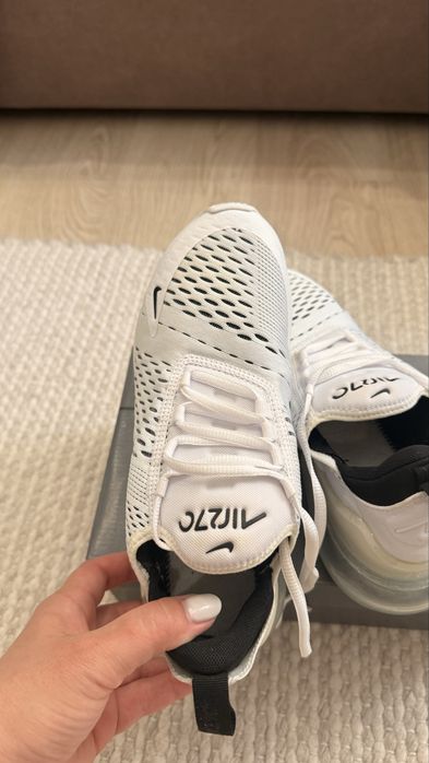 Кросівки жіночі Nike Wmns Air Max 270 white/white/black