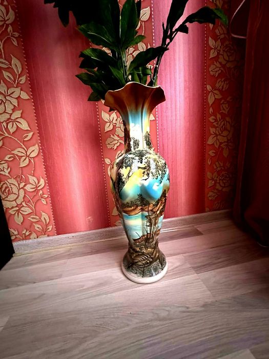 Искуственные цветы пионы и напольна вазая