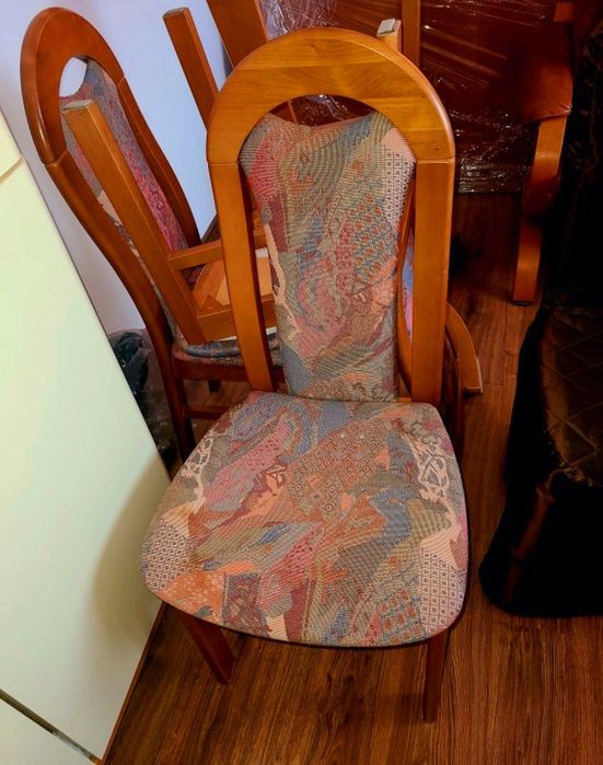 Piękny drewniany stół + 8 krzeseł