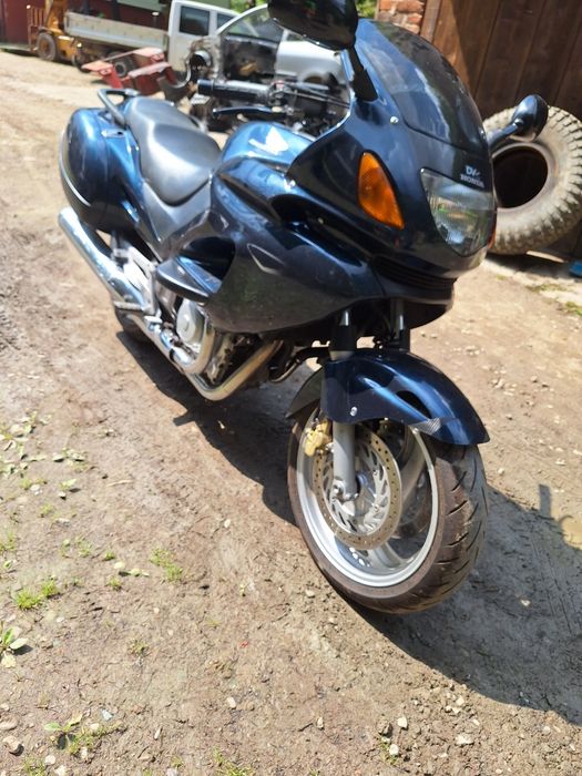 Honda deauville ntv 650 Silnik lagi 
Prosze dzwonić na nr tel jak coś potrzeba
Możliwa wysłka faktura vat 

Nr tel 722174860 
Odbiór Terka bieszczady