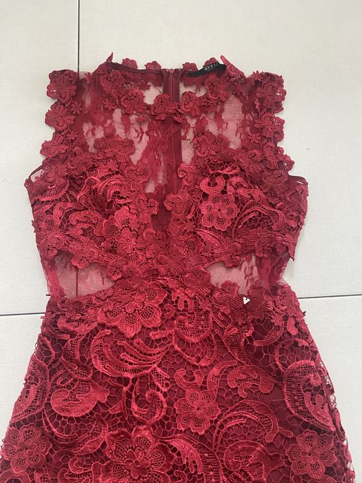 Sukienka koronkowa Guess S/M