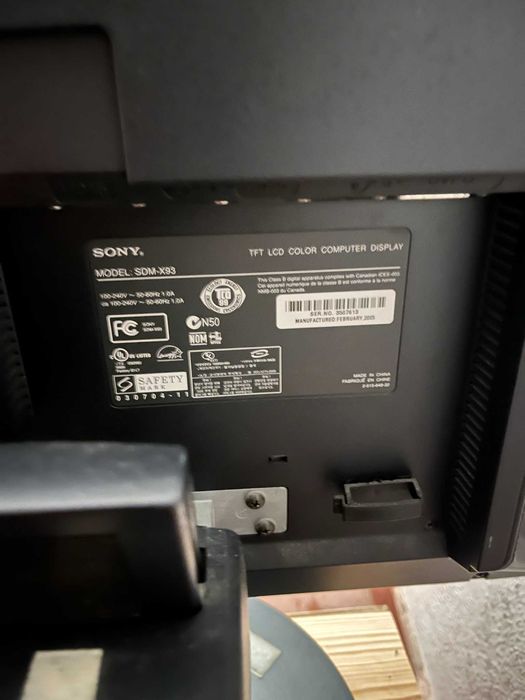 Monitor Sony SDM-X93