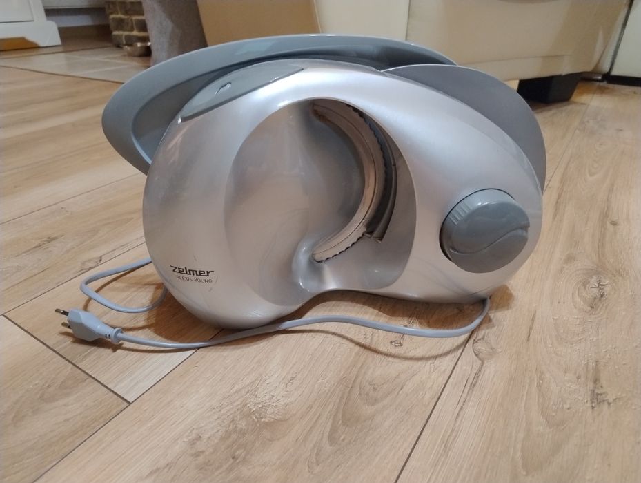 Sprzedam krajalnicę Zelmer