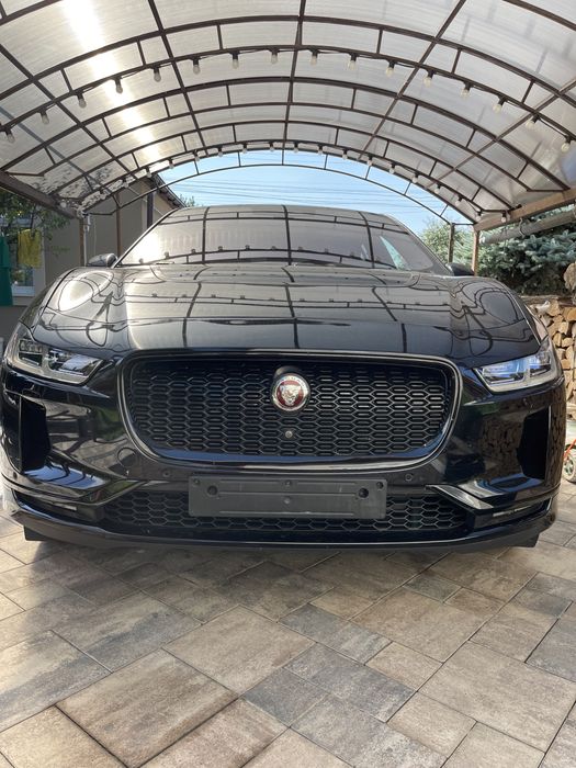 Бампер перед, зад Jaguar i-pace та інші запчастини.