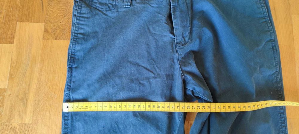 Calças Chino Homem Zara T38