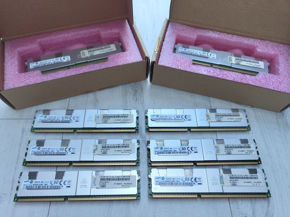 Pamięć RAM Samsung  DDR3 ECC 32GB (4  moduły) X79 X99
