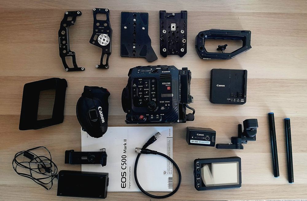 Canon EOS C500 Mark II com Cage e mount para bateria V-Lock