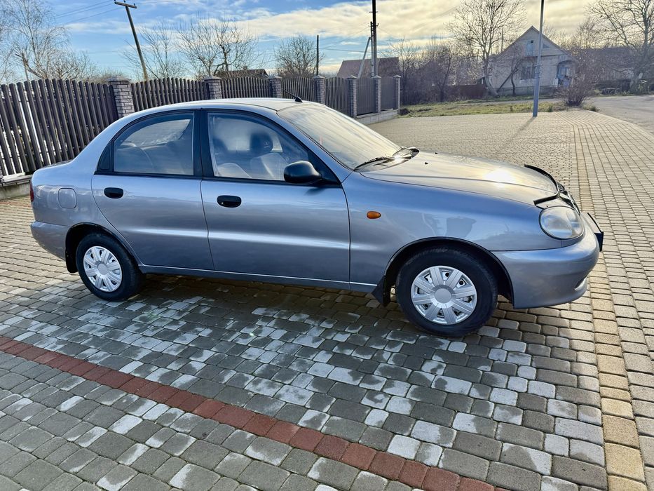 Daewoo Lanos 2011 рік