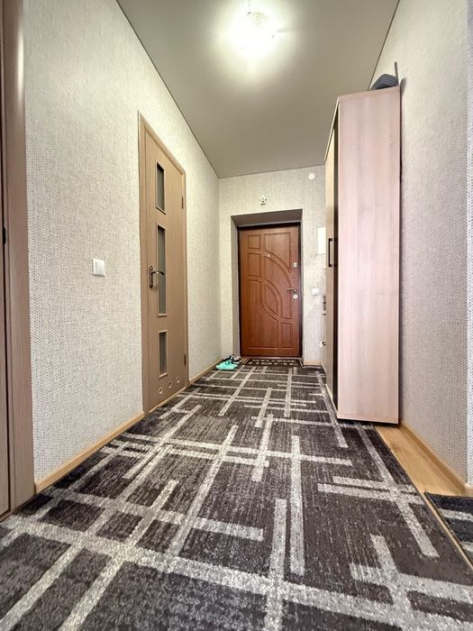 Продам крупногабаритную 2х.к. квартиру в жК.Леваневский.
