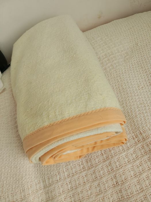 koc z PRL  z wełną