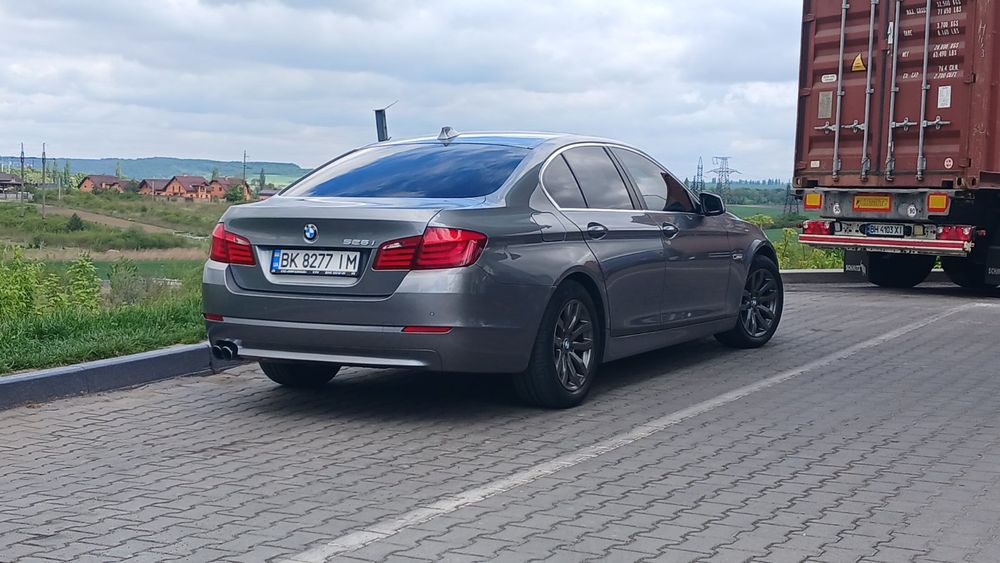 Продам BMW F10 2012