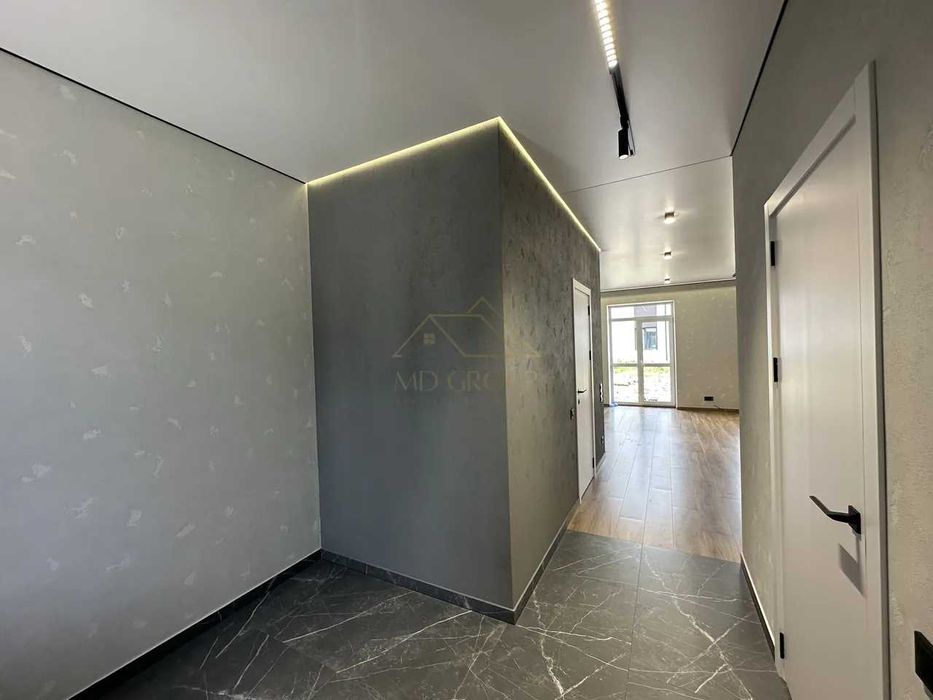 Продаж таунхауса з РЕМОНТОМ в гарній локації біля ЖК Калинова Слобода