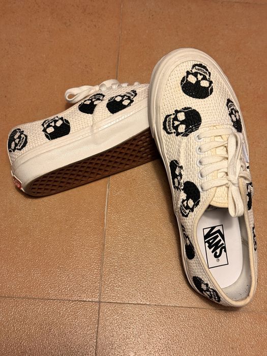 Vans Authentic (Anaheim Factory) "Needlepoint Skulls"