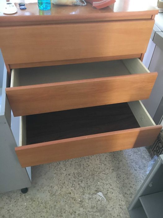 Comoda com 5 gavetas