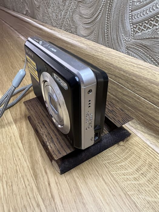 Цифровий фотоапарат Sony CyberShot DSC-S930 Black