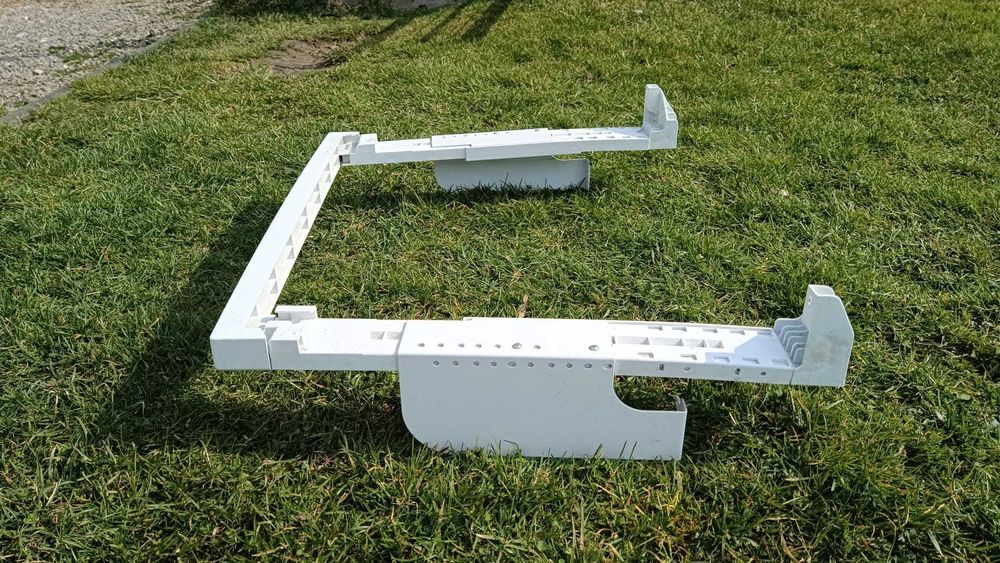 Łącznik do pralki i suszarki BEKO szerokość 60 cm
